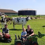 Familie boerderij melkveehouderij holstein frisian weidegang boerenfamilie Harm Hoogkamp in Warffum