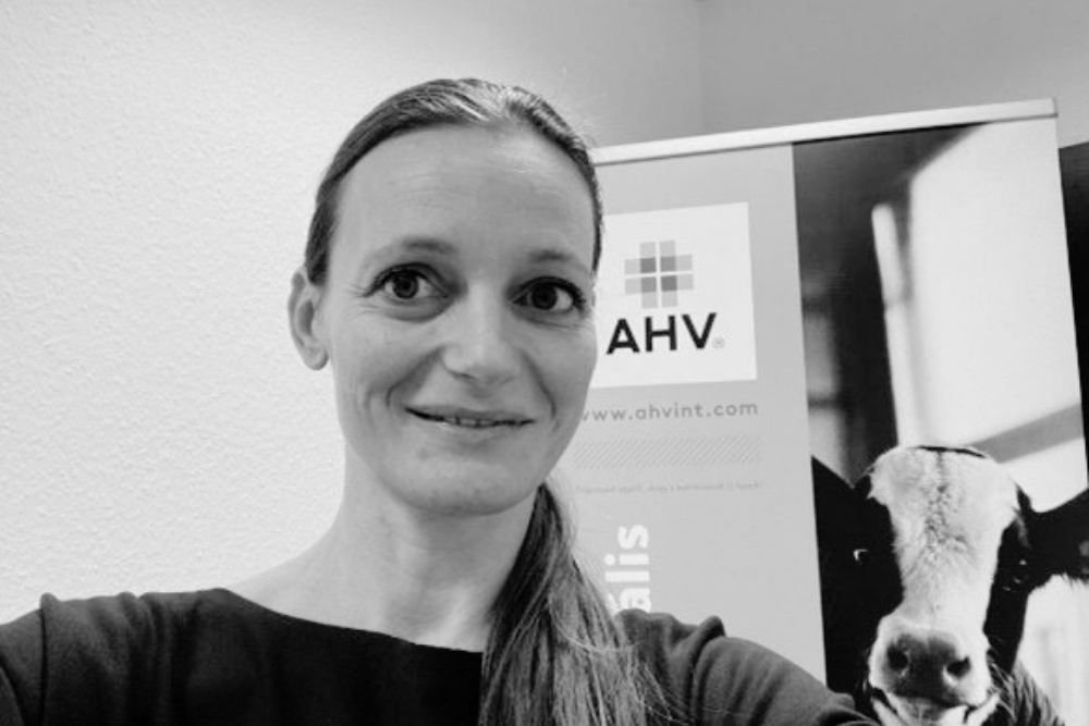 Financial Official Hungary Viktoria