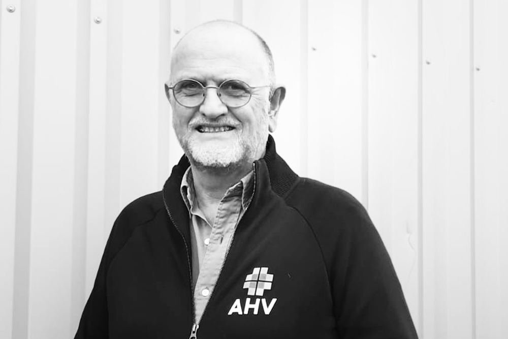 Team members- Gaël Perina